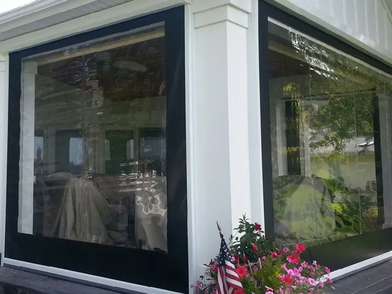 Retractable Clear Enclosure