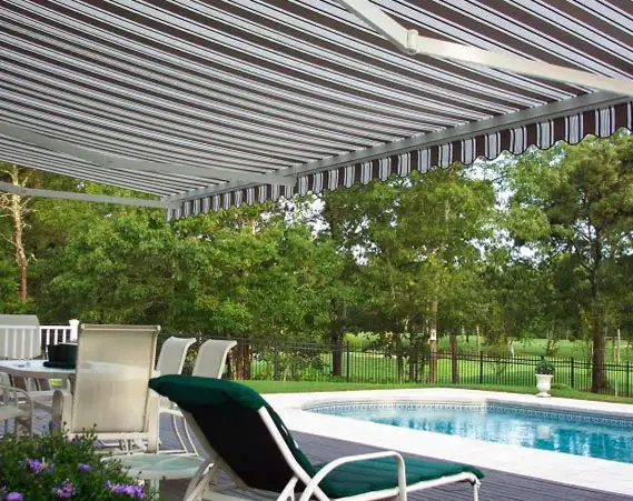 Alutech-retractable-Awning